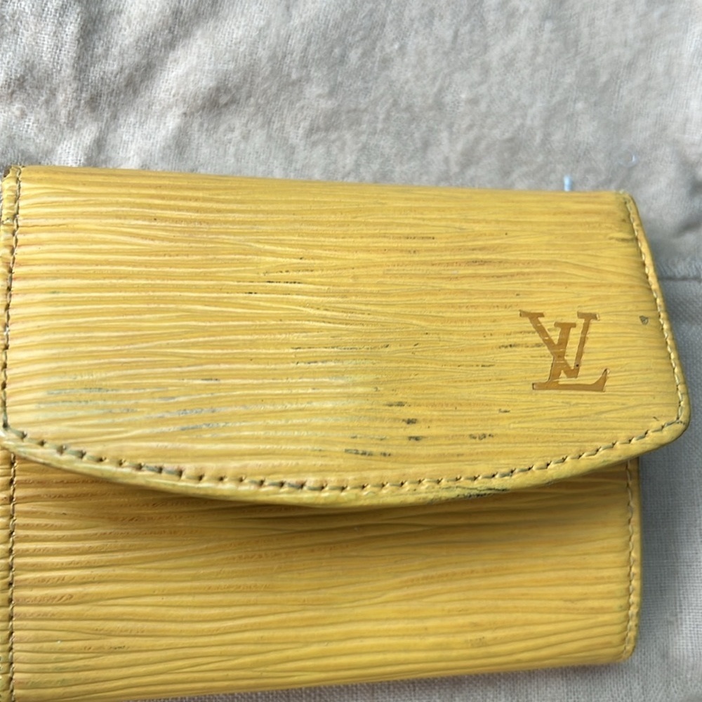 Louis Vuitton Rosalie Wallet - Picture 7 of 14